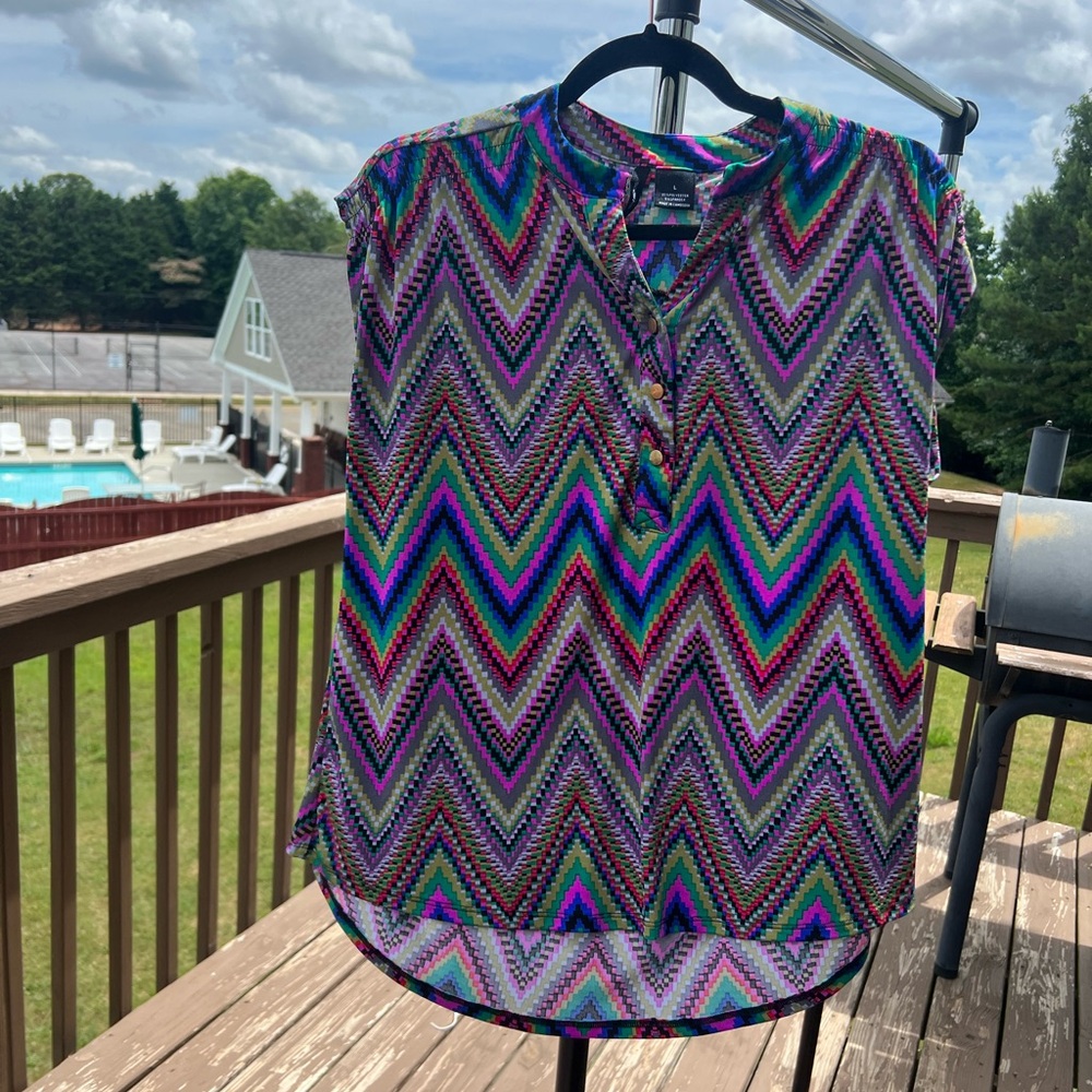 Multicolored New Directions Zigzag Top Size Large - image 2